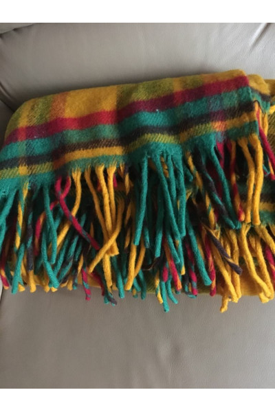 Пледи шерстяні