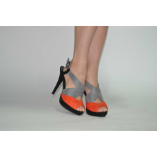 Босоножки G72