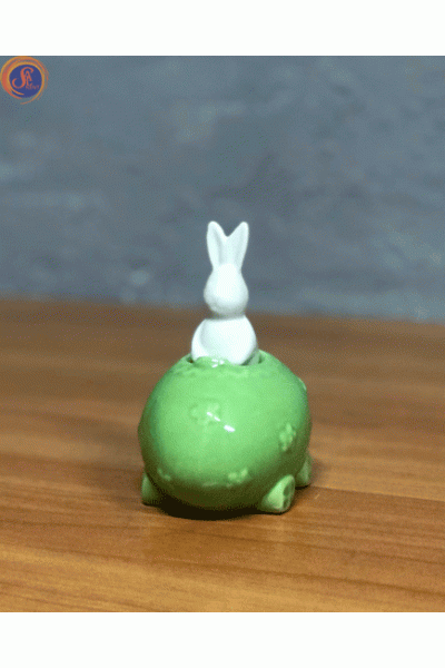 Заєць на авто-писанці