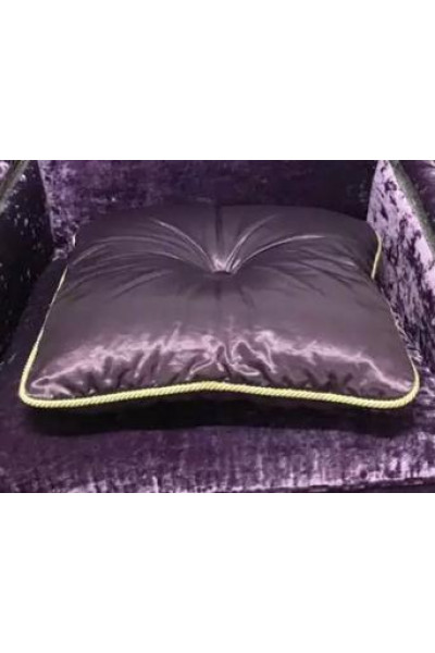 Подушка фіолетова
