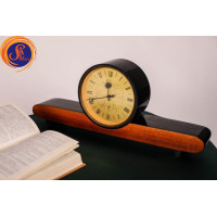 Старовинні настільні годинники