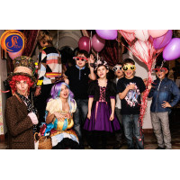 Аліса в країні чудес