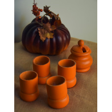 Підставки під яйца і солонка