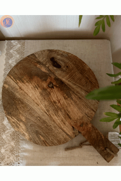 Підставка деревʼяна на ніжках