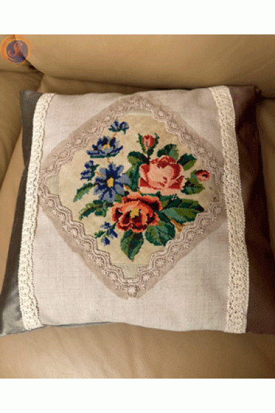 Подушки старовинні з вишивкою
