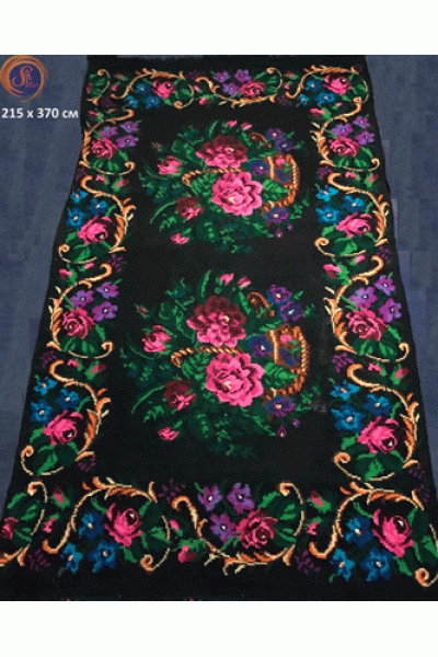 Килими з Трояндами