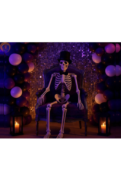 «Зі скелетом»