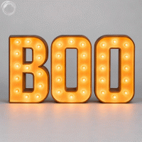 Напис «BOO»