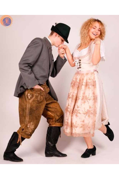 Баварські костюми