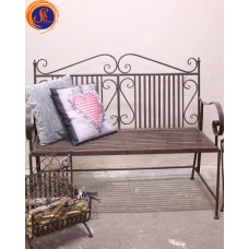 Лавка кована