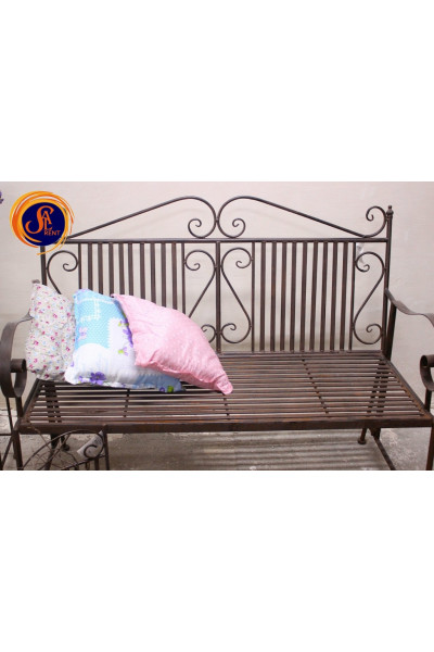 Лавка кована