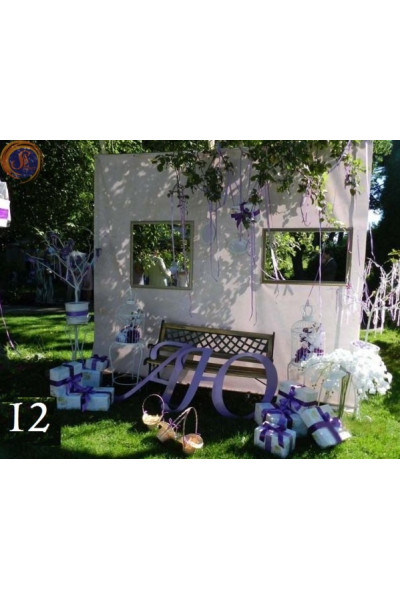 Весільна фотозона