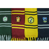 Шарфи факультів Хогвартс