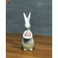 Зайчик з писанкою