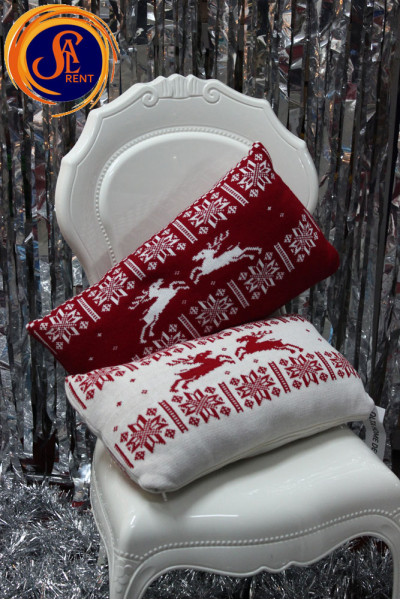 Плед та подушки з оленями