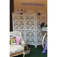 Різьблена ширма