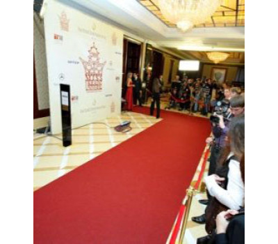 Покриття, обладнання, бренд-волл