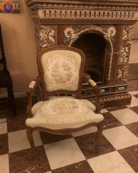 Крісла антикварні гобеленові напрокат у Києві | SAL-rent