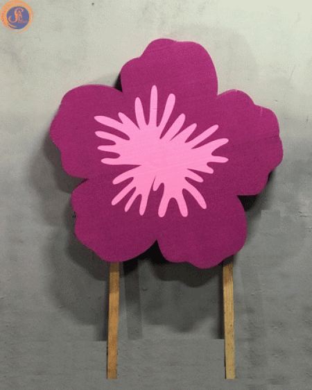 Квітка з пінопласту