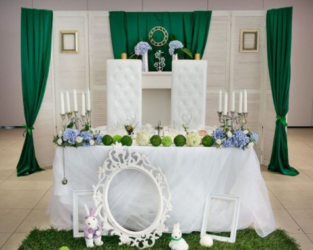 Свадебный президиум, оформление стола молодых | SAL-rent